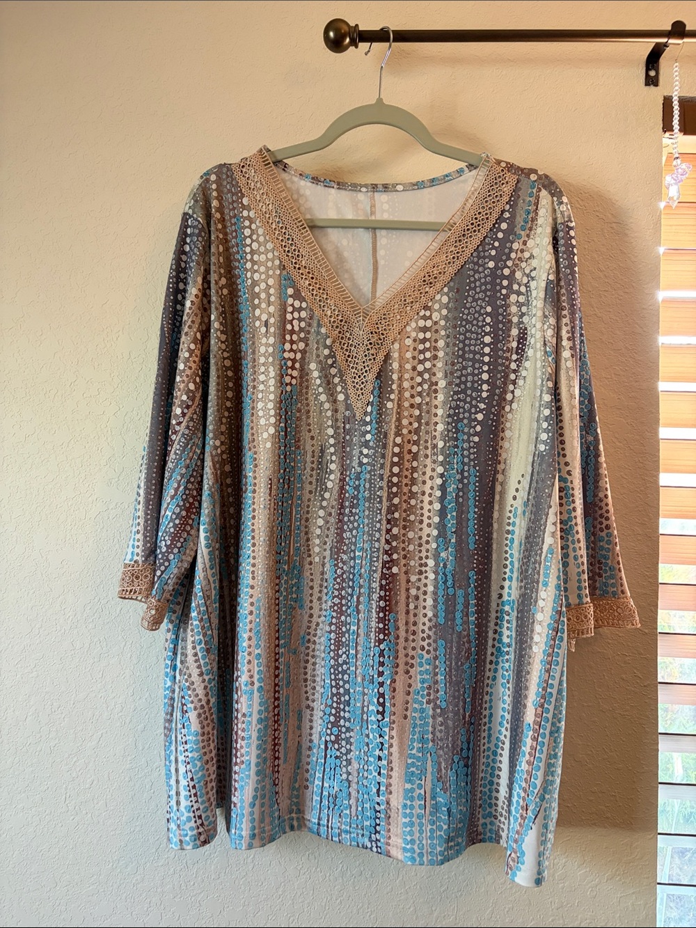 Emery Rose Boho Geometric Vertical Print Crochet Trim V-Neck Tunic Top 3X